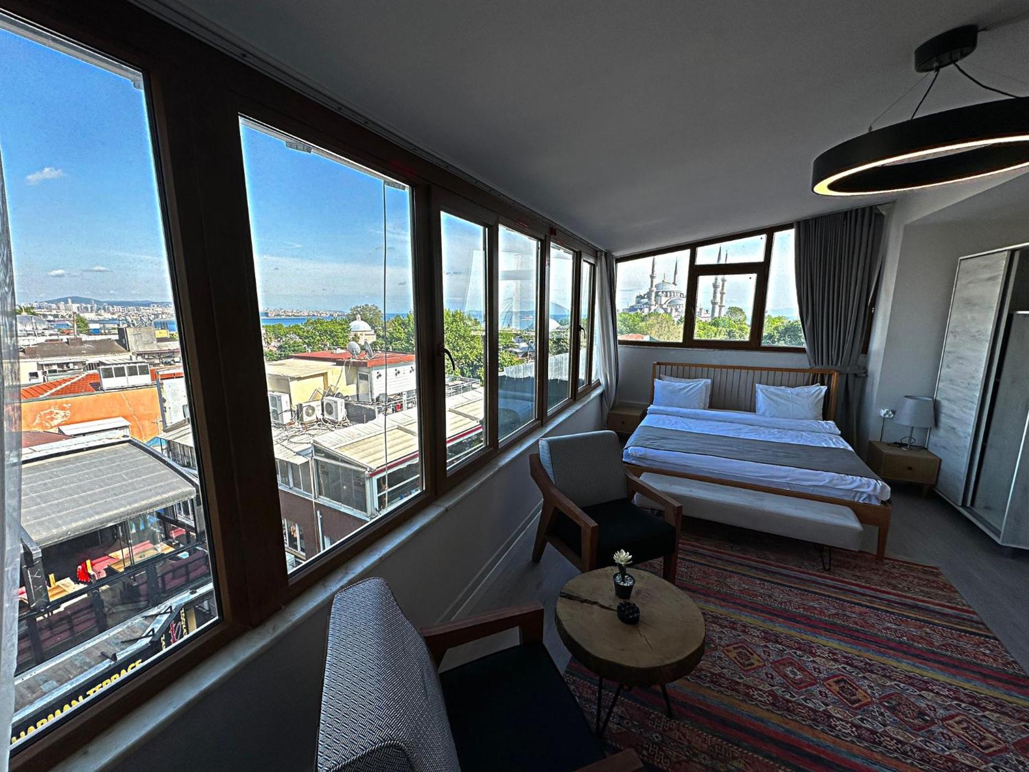 Million Old City Apartment — Photos 1